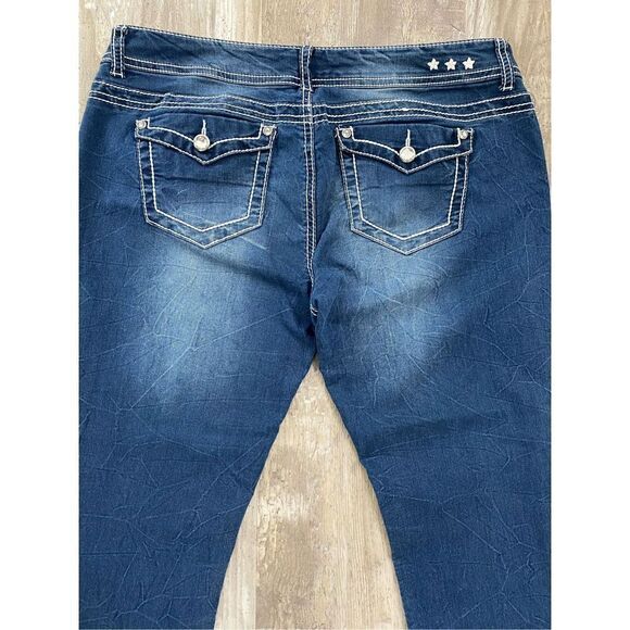 Vanilla Star Jeans Low Rise Stretchy Cropped Whiskering Women’s Juniors Sz 11 - Picture 6 of 7